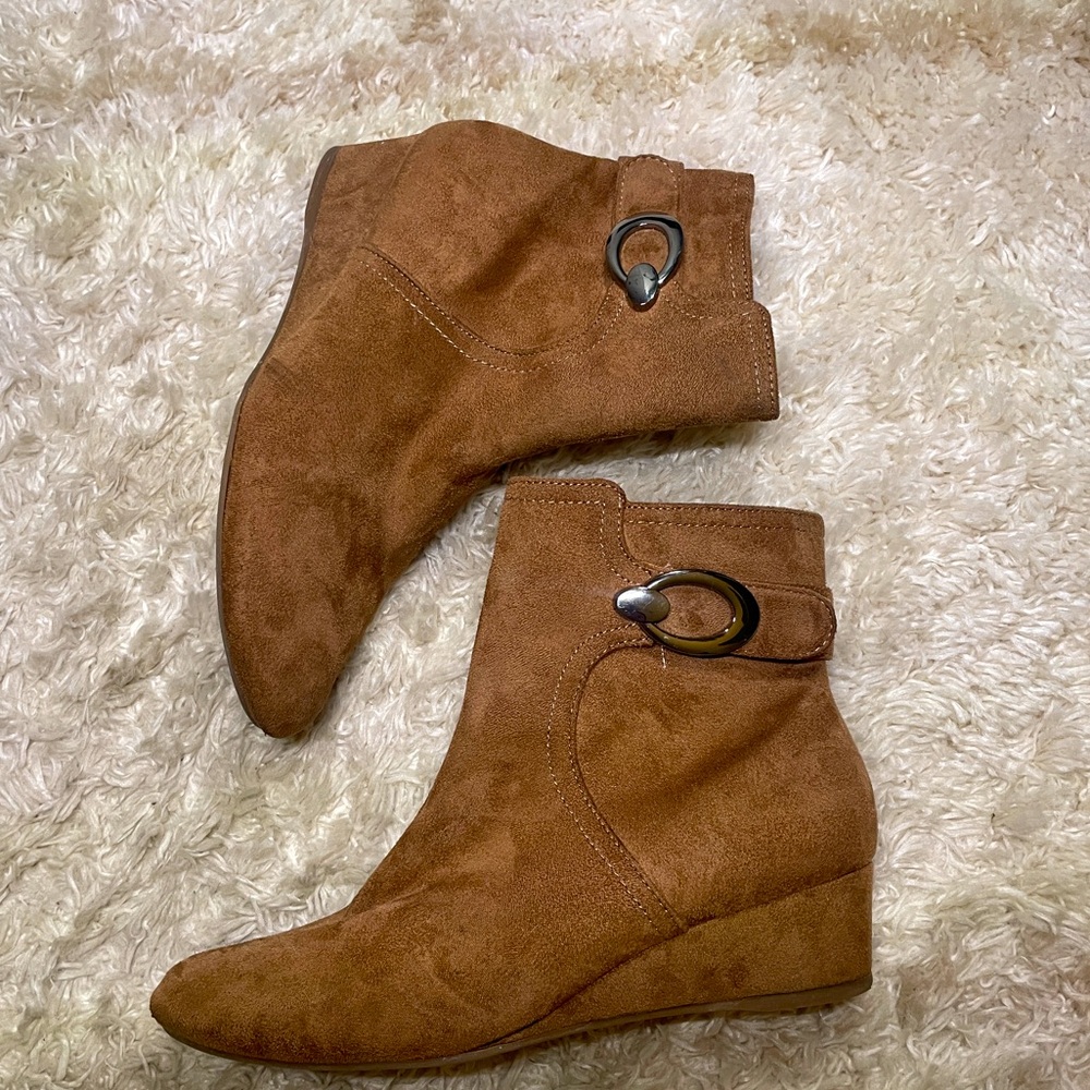 Burnt Sienna Brown suede boots